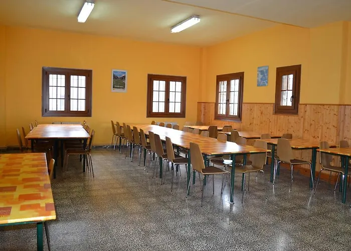 Vandrarhem Velarta *